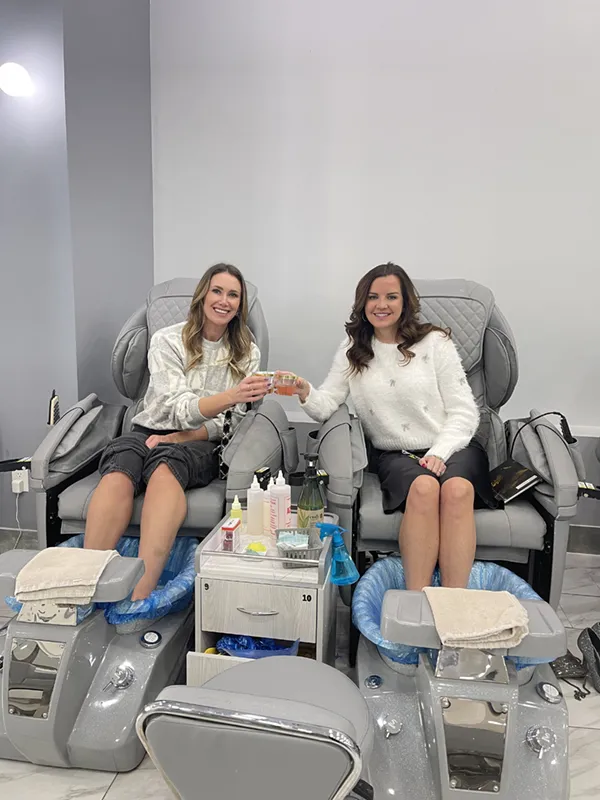 Topcoat Nail Bar